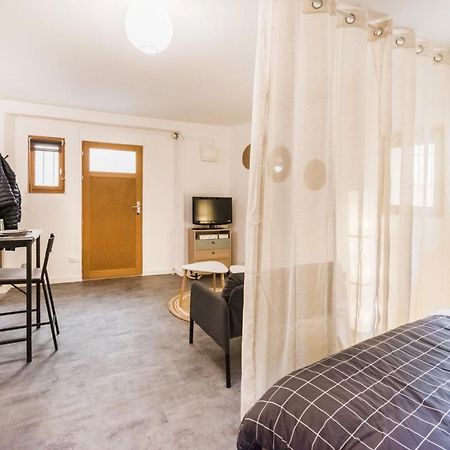Apartamento Studio Hyeres Medieval Exterior foto